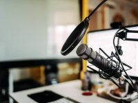 How-Radio-and-Podcasts-Work-Together-to-Promote-Your-Brand